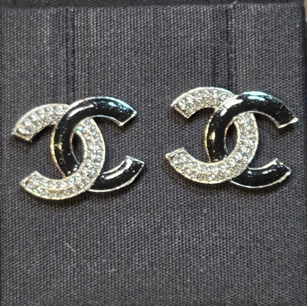 #42 - Authentic Chanel Coco Mark Women's Earrings - Picture 2 of 15